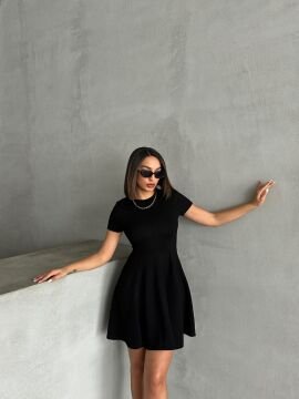 Kadın Soft Kumaş Bele Oturan Mini Elbise