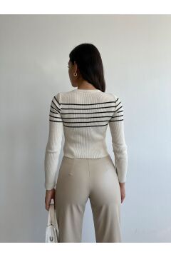 Kadın Yaka Düğmeli Triko Crop Bluz